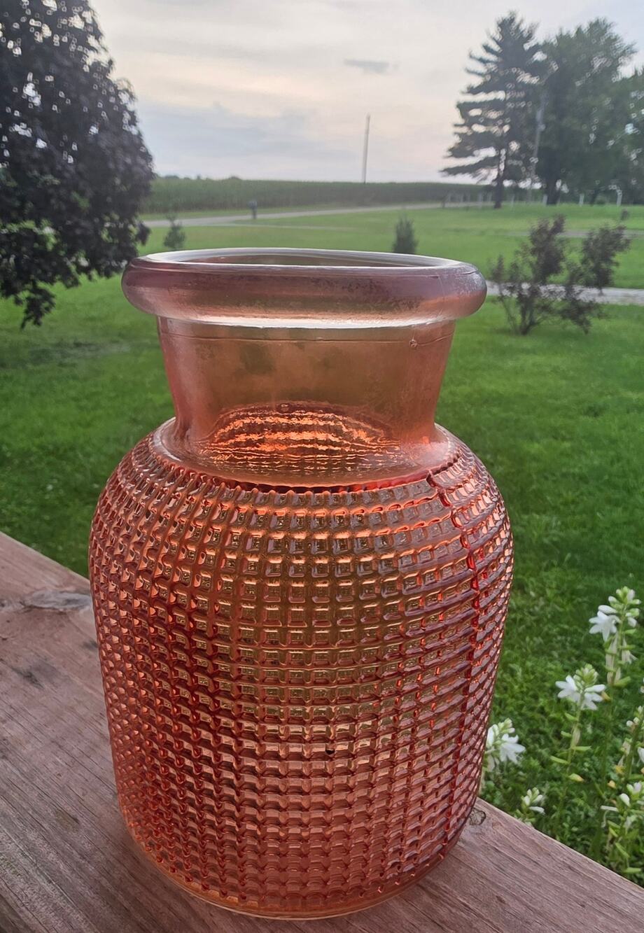 AEG LULU Rose Pink Textured Glass Vase 7” Honeycomb Grid Flared Rim